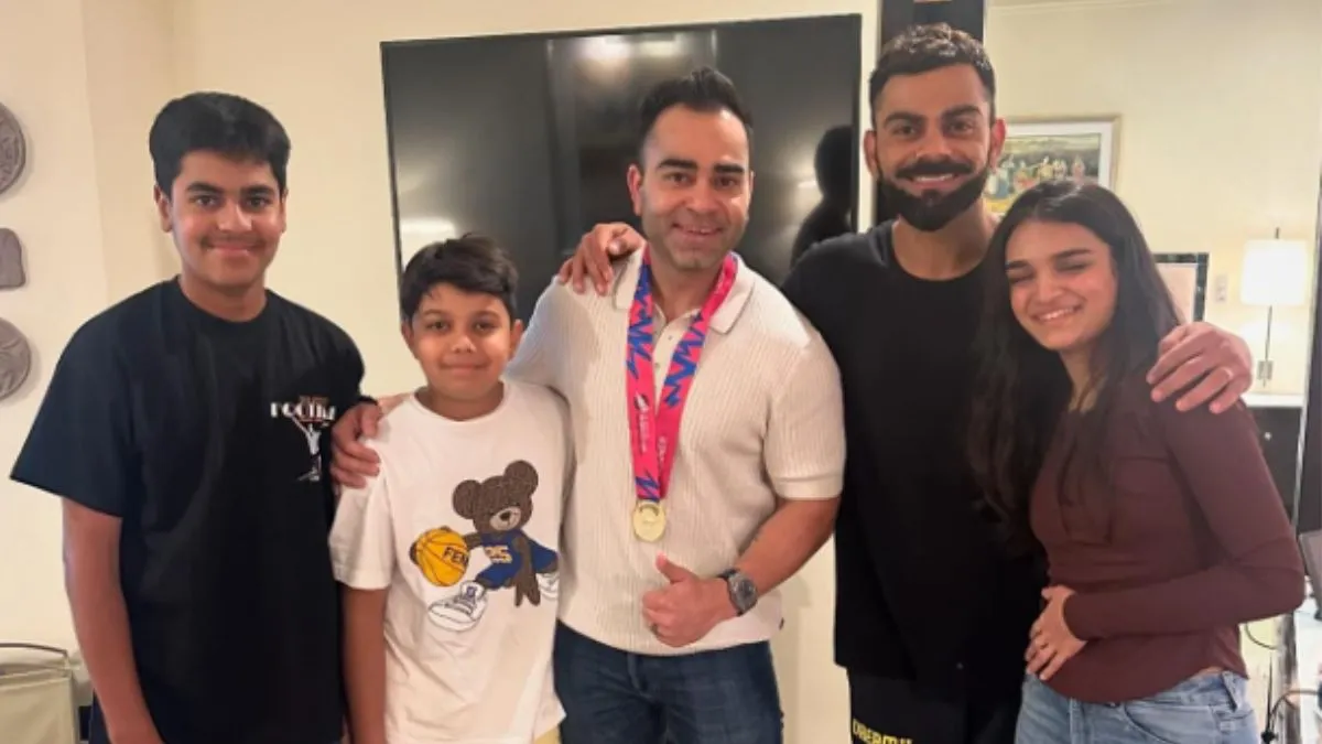 anushka-sharma-joy-knows-no-bounds-as-virat-kohli-reunites-with-family-after-t20-world-cup-win